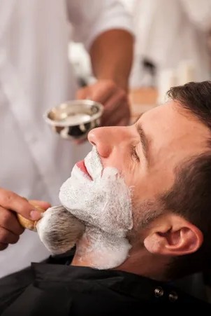 Gentlemen’s Barber Lounge
